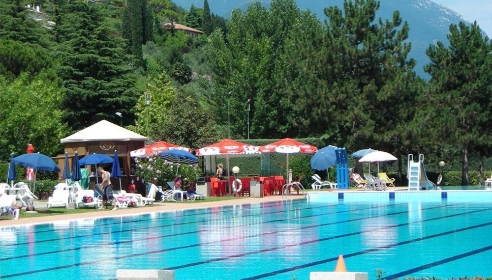 Homely Manerba Manerba del Garda Exterior photo